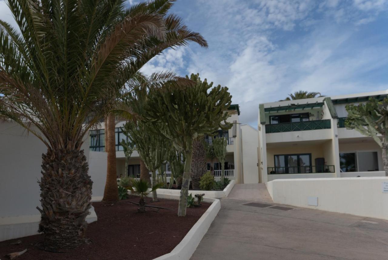Suri Costa Teguise Apartment Екстериор снимка