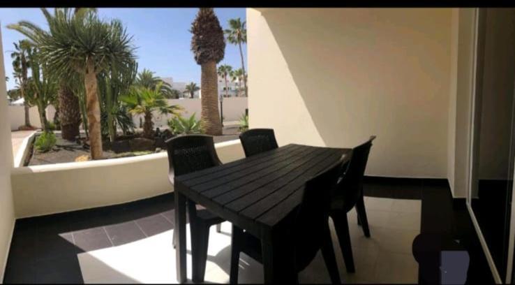 Suri Costa Teguise Apartment Екстериор снимка